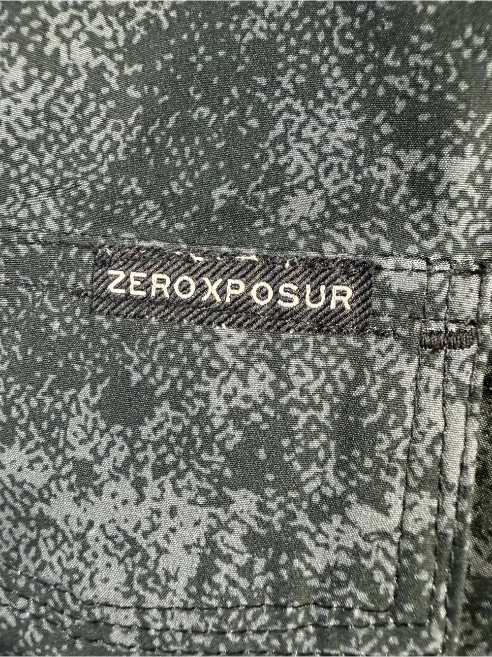 ZeroXposur Men’s Swim Trunks Sz M Gray Black Print Cargo Board Shorts Quick Dry